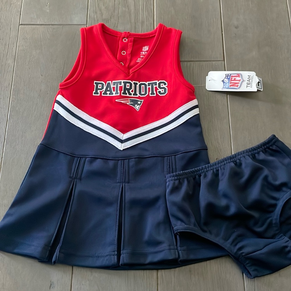 NWT patriots cheerleader outfit
